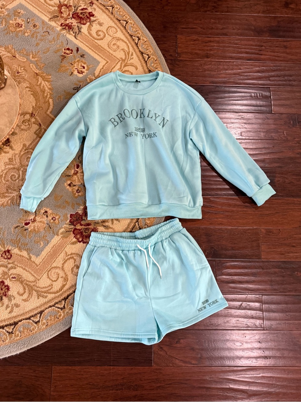 NWOT Brooklyn New York women’s shorts  Set - Light Blue
